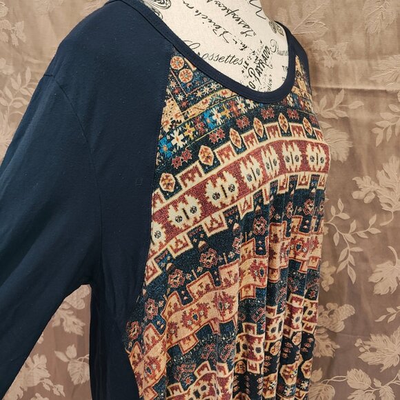 Karen Kane Three Quarters Sleeve Tunic, Size 1X, Used - Picture 2 of 4